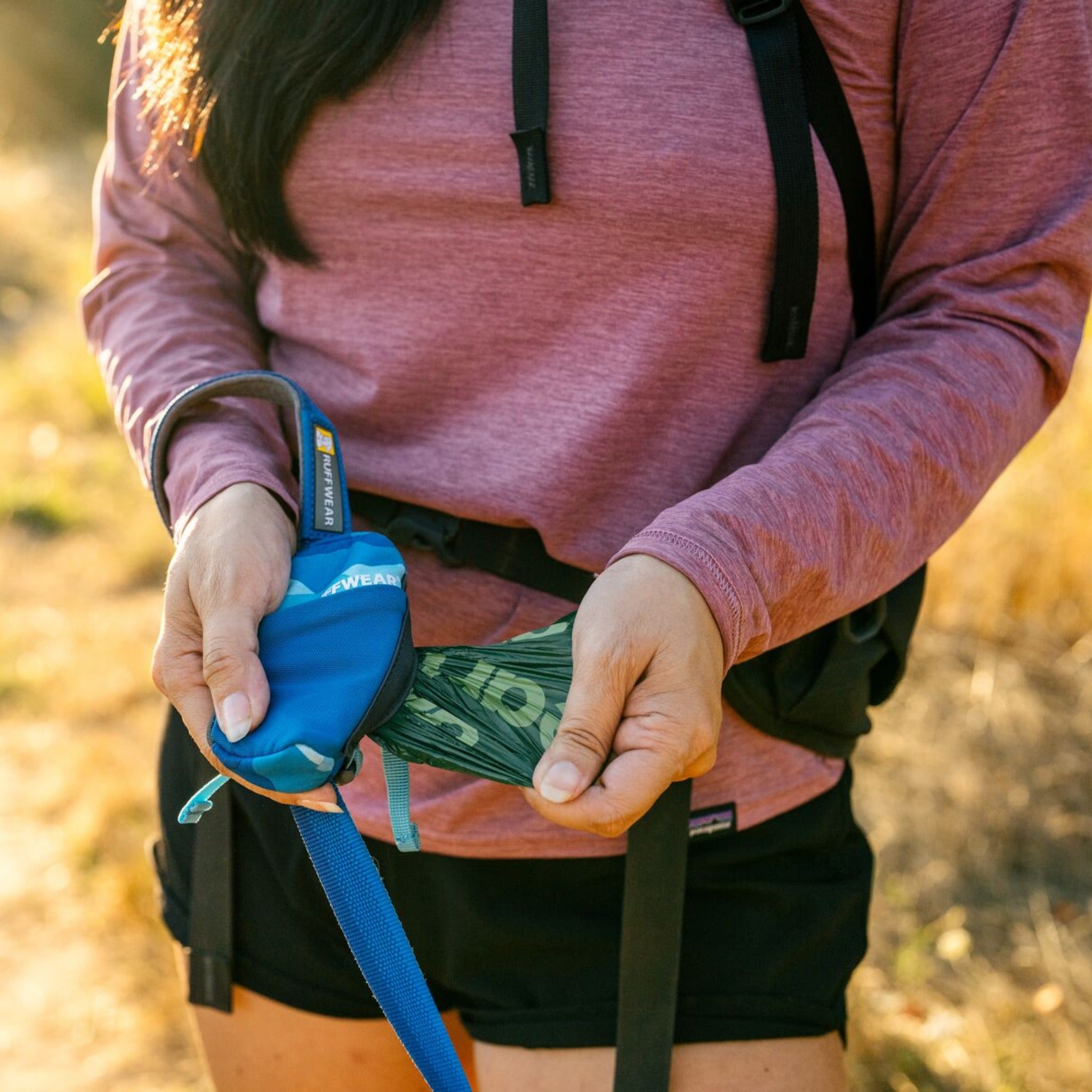 Ruffwear Stash Bag Mini, poop bag dispenser