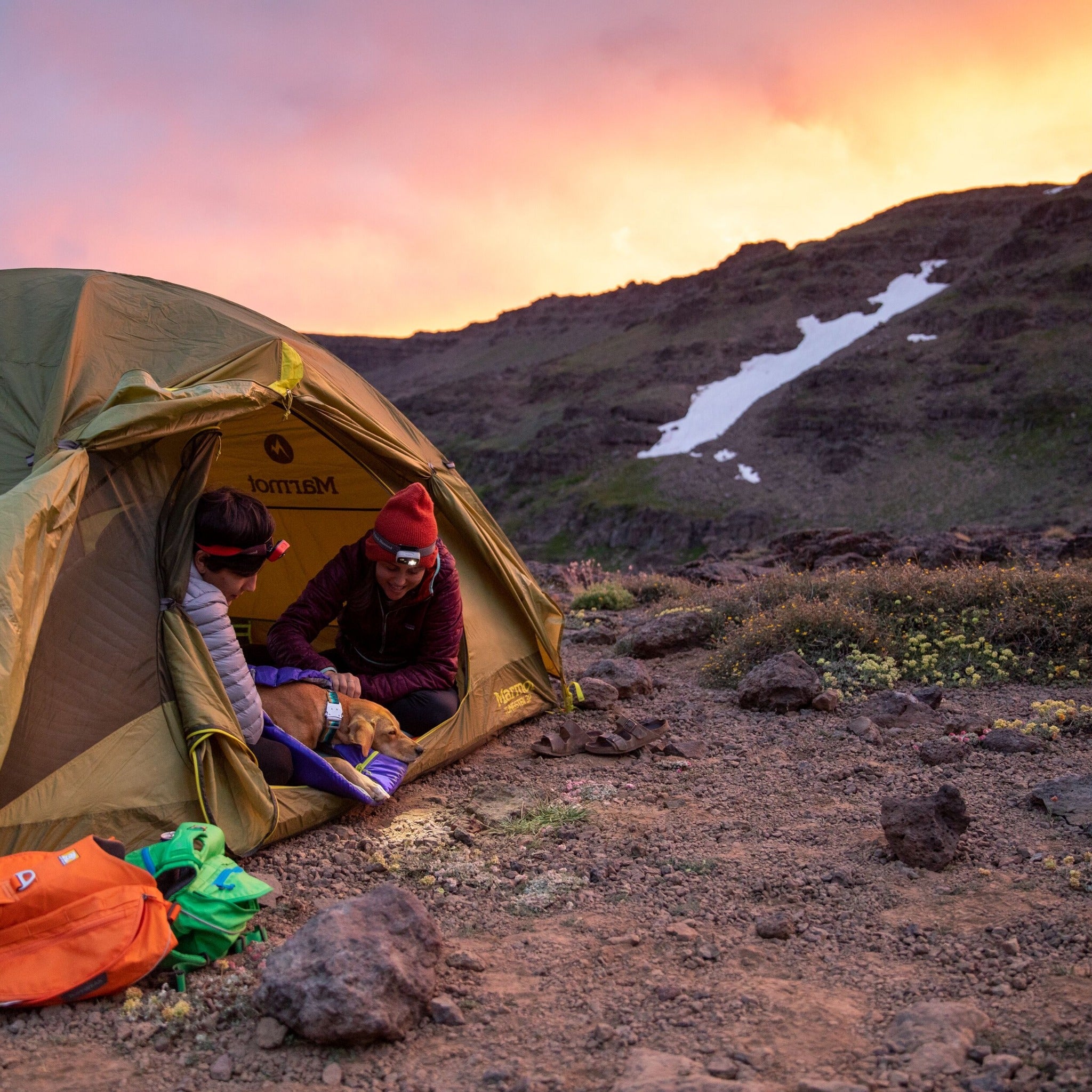 Ruffwear Highlands Dog Sleeping Bag